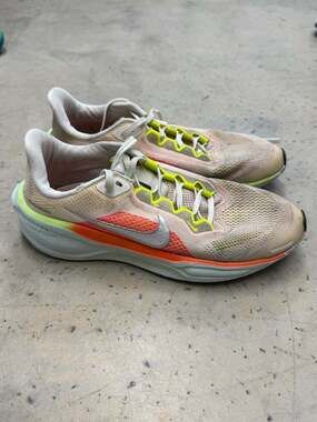 Nike Pegasus 41 Grade School Older Kids' Road Running Shoes Summit White Bright